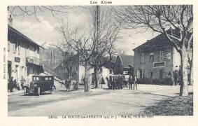 La Roche-des-Arnauds. Entrée. Place du Pont Joubert, Gap