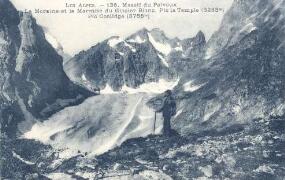 Massif du Pelvoux. La moraine et la marmite du Glacier Blanc. Pic La Temple et Coolidge Fournier, Gap