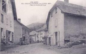 Châteauroux-les-Alpes. Place de la République Joubert, Gap