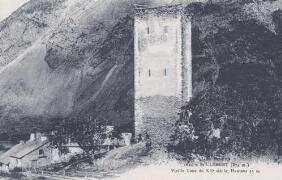 Saint-Clément. Vieille Tour du XIIe siècle (35 mètres) Joubert, Gap