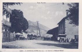 Saint-André-les-Alpes. La gare et le Grand-Hôtel Joubert, Gap