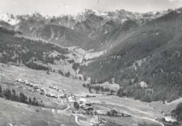 Vue aérienne du village et de la vallée de l'Aigue-Blanche. Pointe des Avers, Tête de Longet (3094 m) Combier, Macon