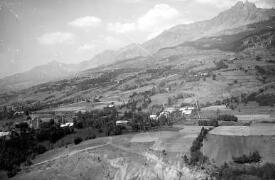 Les Clots et la montagne de Chabrières Andreis (Gap)